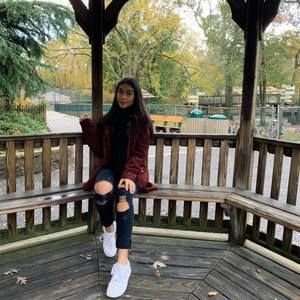 Meet your Posher, Keyla